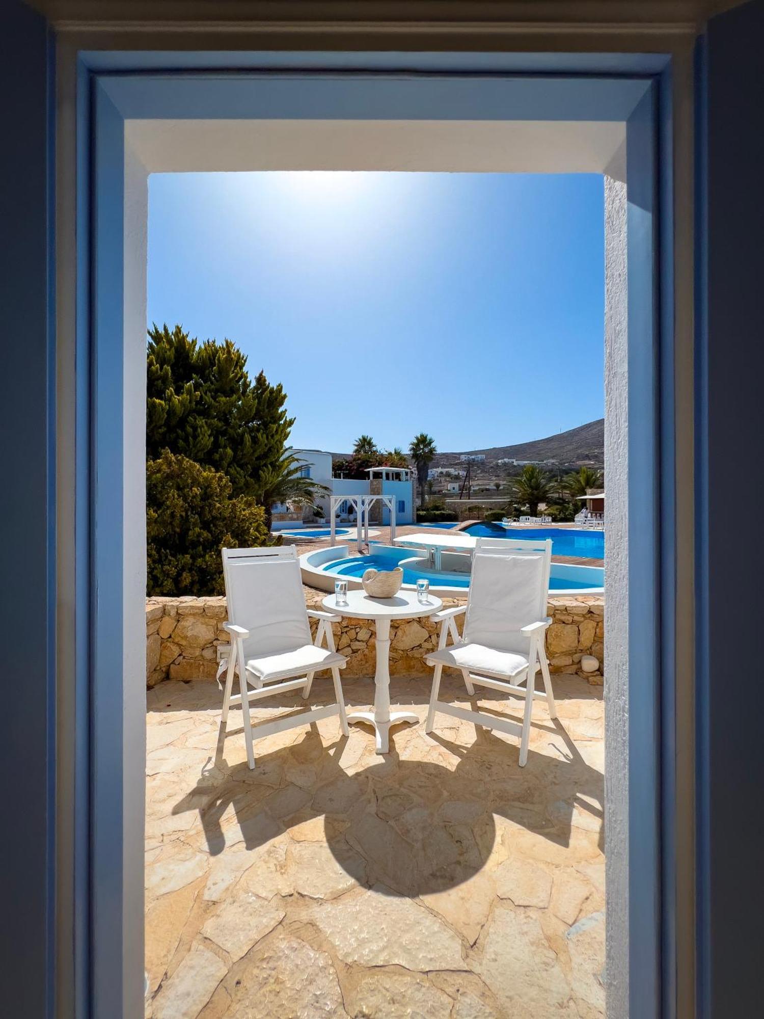 Chora Resort Hotel & Spa Folegandros Town Екстер'єр фото
