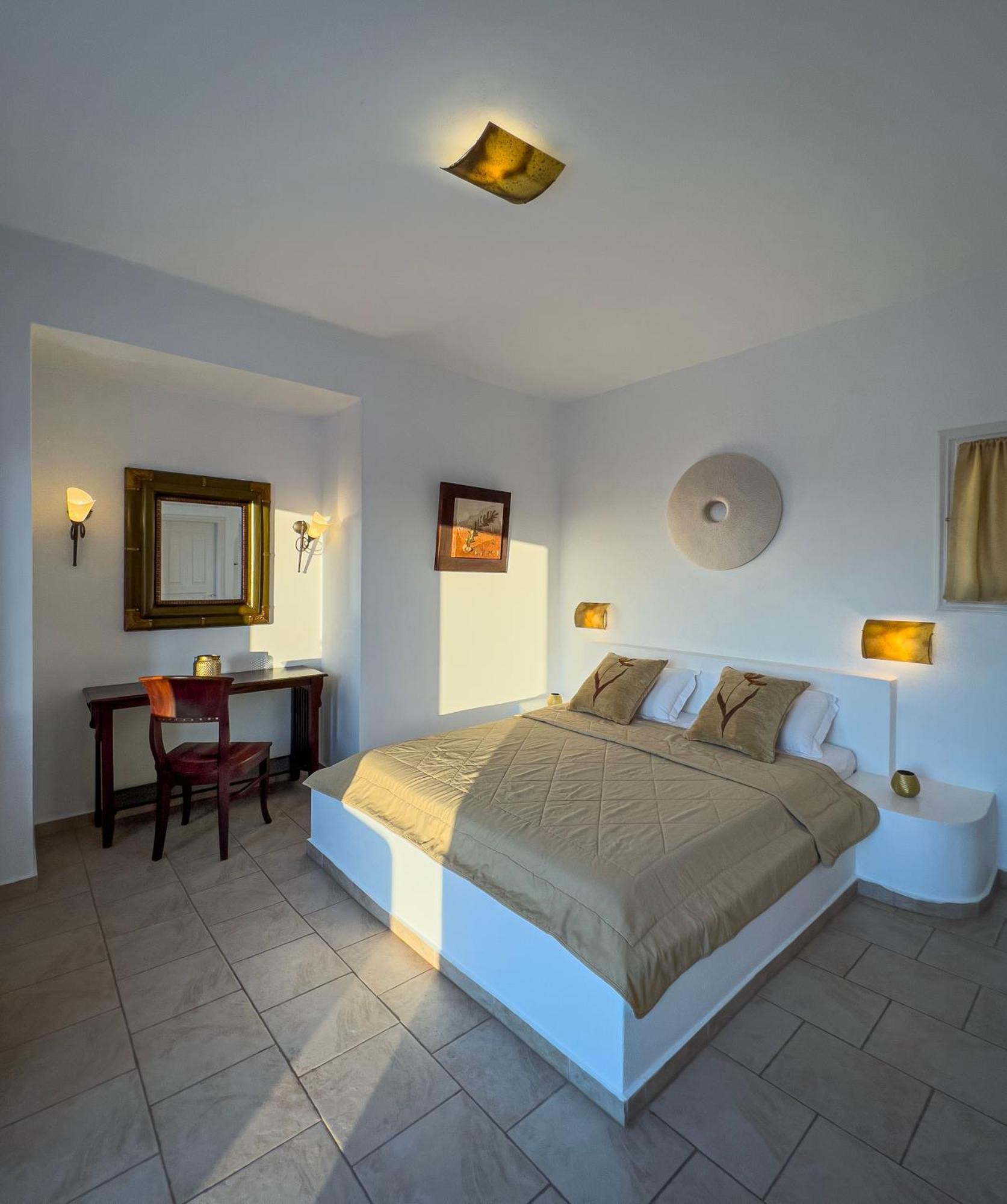 Chora Resort Hotel & Spa Folegandros Town Екстер'єр фото